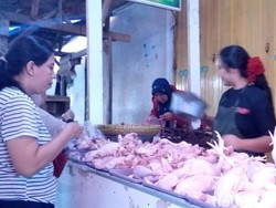 Biang Kerok Mahalnya Harga Daging Ayam di Kuningan