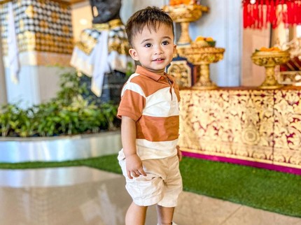 7 Potret Adzam Anak Nathalie Holscher & Sule, Wajah Bulenya Bikin Meleleh Bun