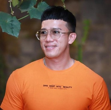 Ruri Repvblik Kembali Manggung Usai Alami Kecelakaan Moge