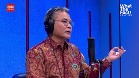 VIDEO: Johan Budi Heran Ditegur Usai Dukung Puan Lewat Dewan Kolonel