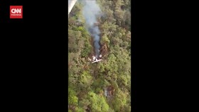 VIDEO: Evakuasi 6 Korban SAM Air Terkendala Cuaca dan Medan Terjal