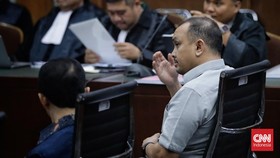 Hakim Semprot PPK Proyek BTS BAKTI Kominfo: Denda Pun Dimainkan