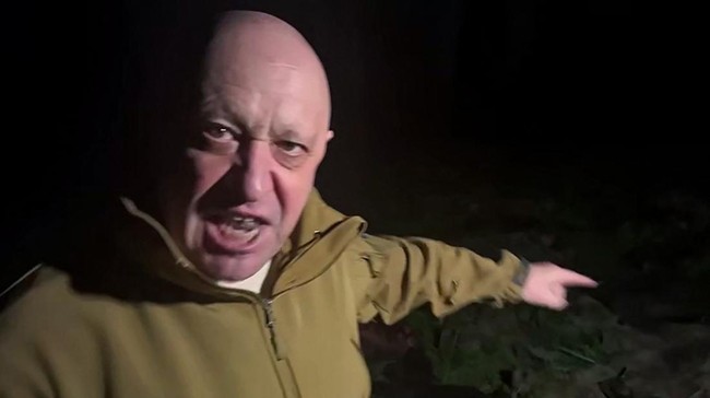 Bos tentara bayaran Wagner Group Yevgeny Prigozhin disebut masih berkeliaran usai melakukan pemberontakan pada akhir Juni lalu.