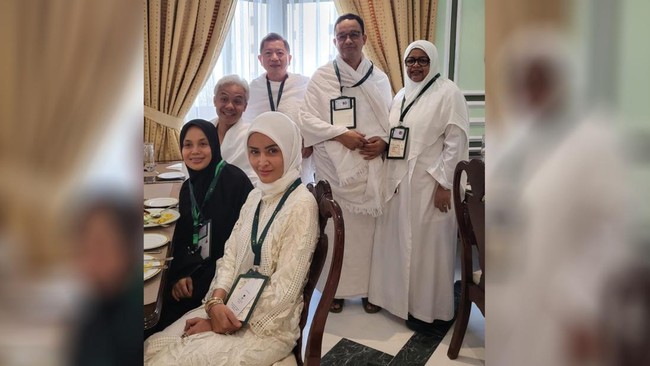 Ketua DPP PPP Awiek mengatakan pesan yang bisa ditangkap dalam foto Ganjar dan Anies di Makkah, yakni perbedaan arah politik tak membawa pada perpecahan.