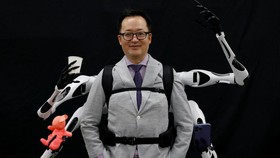 FOTO: Insipirasi di Balik Lengan Robot 'Doctor Octopus' Jepang