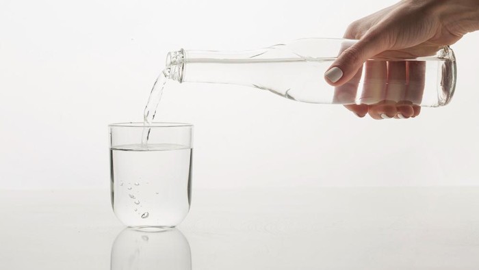 Bisa Menurunkan Kolesterol dan Bantu Mencegah Tumor, Cek 6 Fakta Air Zamzam