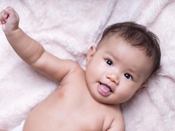 80 Nama Bayi Perempuan Bahasa Jawa Kuno beserta Artinya