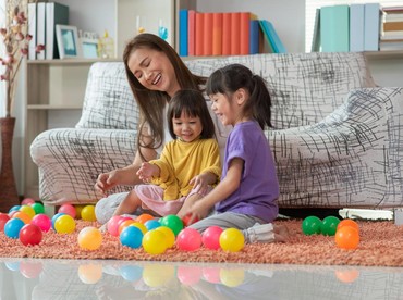 Sambut Hari Anak Nasional, Ini Tips Main di Lantai yang Aman untuk Anak