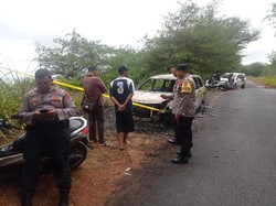Mobil Gosong Misterius Ditemukan di Pinggir Jalan Temon Kulon Progo