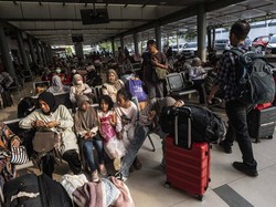 Ada 344 Perjalanan Kereta Tambahan Mudik dari Gambir & Senen, Cek Waktunya