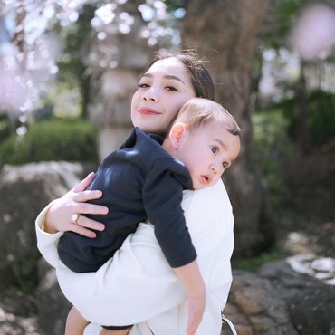 Rayyanza Bilang Masakannya Nggak Enak, Nagita Slavina: Makan Aja