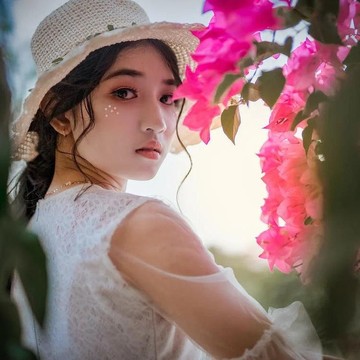 img-title Jarang Disadari, 7 Tanda Ini Menunjukkan Kamu Perempuan Cerdas Berkelas