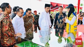 Jokowi soal Bangun Masjid di Bekas Rumoh Geudong: Keinginan Masyarakat