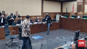 Johnny Plate Jalani Sidang secara Langsung di PN Jakpus