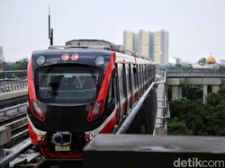 LRT Jabodetabek Segera Angkut Warga, Sinyal Internet Aman?