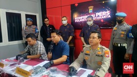 Dua WNA Bulgaria Bobol ATM di Yogya Pakai Software Raup Rp195 Juta