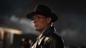 Cara Mads Mikkelsen Dalami Peran Nazi untuk Indiana Jones 5