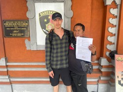 WNA Adang Taksi Online di Dalung-Penjual Donat Kecipratan Rp 7,5 Juta