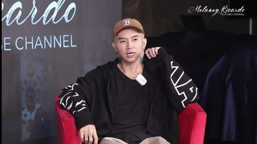 img-title Rafael Tan Kenang Momen Kehabisan Uang hingga Dihina Tak Lagi Laku