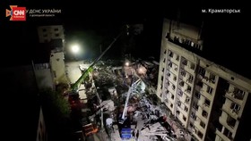 VIDEO: Rudal Rusia Hantam Restoran Ukraina, 9 Orang Tewas