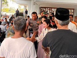 Dewi Perssik Tegaskan Rumahnya Tak Digeruduk Warga gegara Kisruh dengan Pak RT
