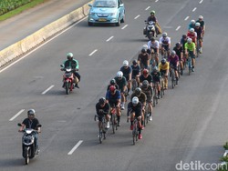 Viral Pesepeda Ditendang Ojol hingga Tersungkur di Jalur Sepeda Sudirman