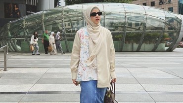 img-title Tanggapi Foto Desta, Boiyen, dan Ketiga Anaknya, Natasha Rizky: Masya Allah