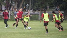 FOTO: Timnas Wanita U-19 Terus 'Bersolek' Jelang Piala AFF 2023