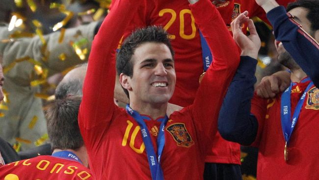 Cesc Fabregas Resmi Pensiun