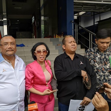 Tak Terima Dituding Cepu, Dewi Sanca Polisikan Seorang Artis