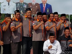 Ali Fauzi hingga Umar Patek Ikut Upacara Hari Bhayangkara ke-77 di Lamongan