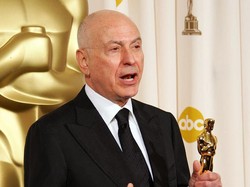 Aktor Little Miss Sunshine Alan Arkin Meninggal Dunia