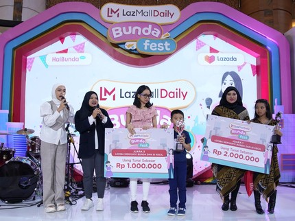 7 Potret Kemeriahan LazMall Daily Bundafest 2023 Day 2, Lomba Nyanyi hingga Puppet Show Domikado