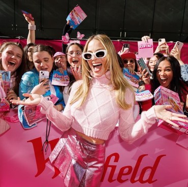 Lirik Lagu Barbie World (OST Barbie) - Nicki Minaj, Ice Spice & Aqua