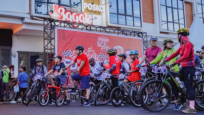 Selaku pendiri Yayasan Bagak yang membina masyarakat agar merdeka secara keuangan, Bane menilai bahwa bersepeda bisa berdampak pada bisnis.