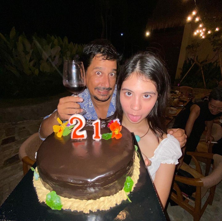 <p>Arla Ailani lahir pada 24 April 2002. Saat ini, putri Bucek dan Priscilla sudah berusia 21 tahun. (Foto: Instagram @arla.ailani)</p>