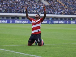 Liga 1: Hugo Gomes Resmi Berseragam Dewa United