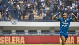 Arema vs Persib: Stigma Telat Panas dan Trauma Tragedi Kanjuruhan