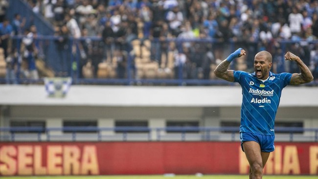 Telat panas itu stigma atau fakta yang melekat kepada Persib? Perspektif itu akan diuji saat Persib melawan Arema FC di pekan kedua Liga 1 2023/2024.