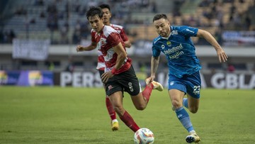 Update Eksklusif Olahraga CNN : 2 Pemain Timnas Singapura Pernah Merumput di Indonesia