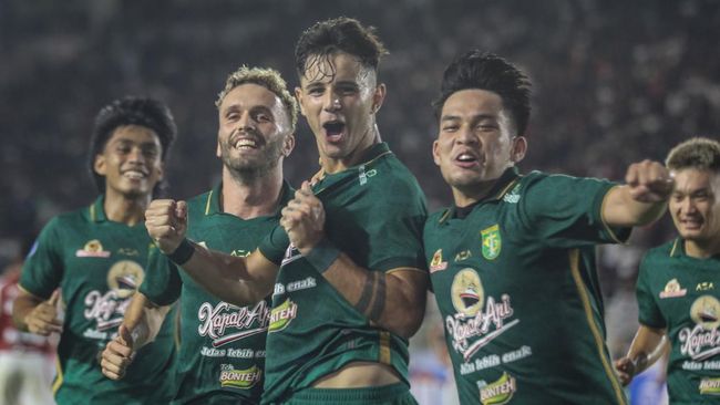 2 Gol Spektakuler, Persebaya Ditahan Barito