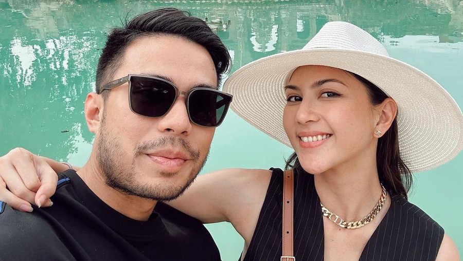 Potret Jessica Mila dan Yakup Hasibuan menikmati bulan madu di Eropa.
