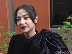 Ulang Tahun, Dewi Perssik Harap Punya Rumah Tangga Samawa
