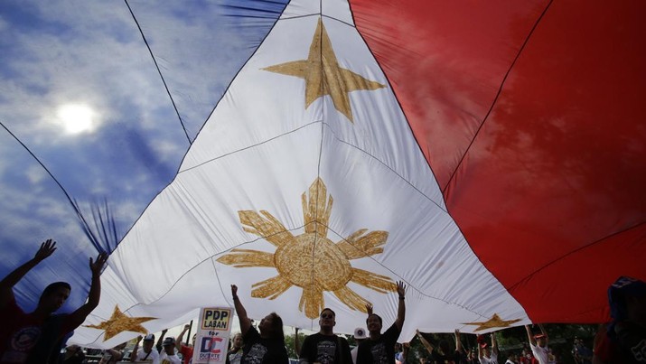 Ilustrasi Bendera Filipina (AP/Aaron Favila)