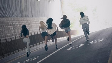 Lirik Lagu Bet On Me - ITZY