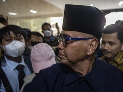 Jabar Hari Ini: Panji Gumilang Dipolisikan hingga Aksi Penjaga Perlintasan KA
