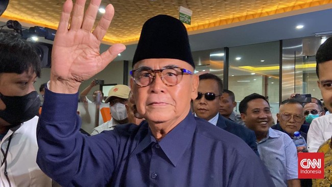 Pemimpin Al-Zaytun Panji Gumilang kembali terseret kasus hukum setelah beragam tudingan dan video kontroversialnya viral jelang pemilu.