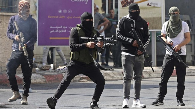 Otoritas Palestina mengerahkan pasukan keamanan ke wilayah yang diduduki Israel di Jenin, Tepi Barat, untuk melawan milisi di wilayah itu pada akhir pekan lalu.