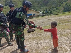 Satgas Yonif PR 433/JS Jaga Teritorial di Distrik Mbua, Jamin Keamanan Warga