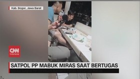 VIDEO: Satpol PP Mabuk Miras Saat Bertugas